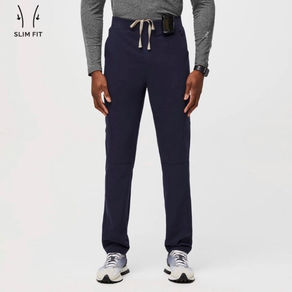 Figs Slim Axim Cargo Scrub Pants - Picture 1 of 12